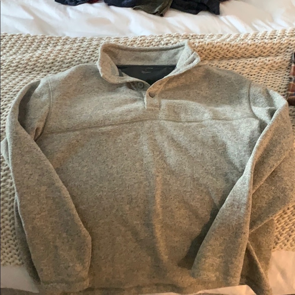 Van Heusen pull over